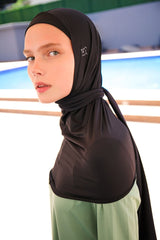 وشاح أسود مربوط بغطاء رأس B2396