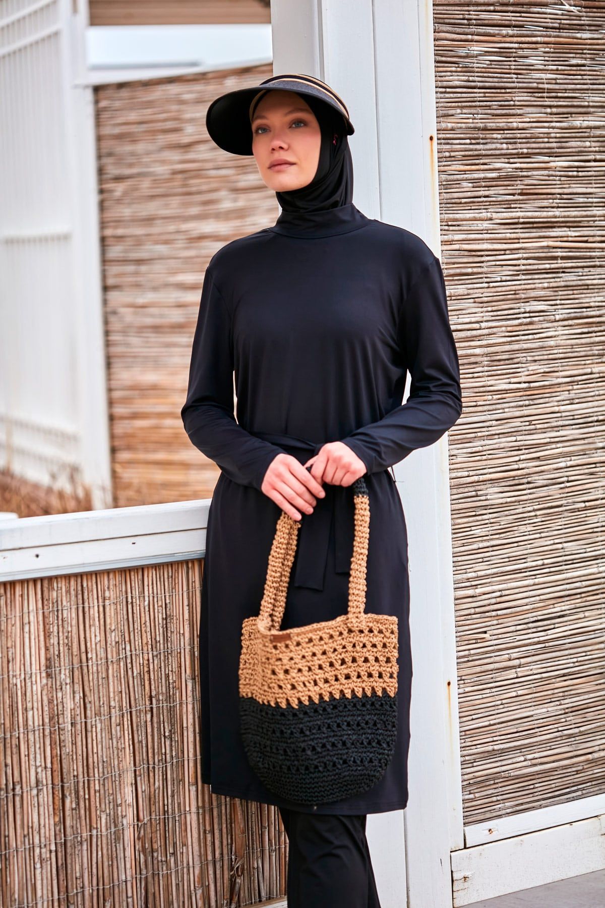 El Örgusü Siyah Bej Hasır şanta C2422