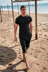 شورت رجالي باللون الأسود S2407