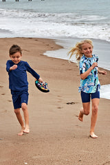 شورت للأولاد باللون الأزرق البحري B2433