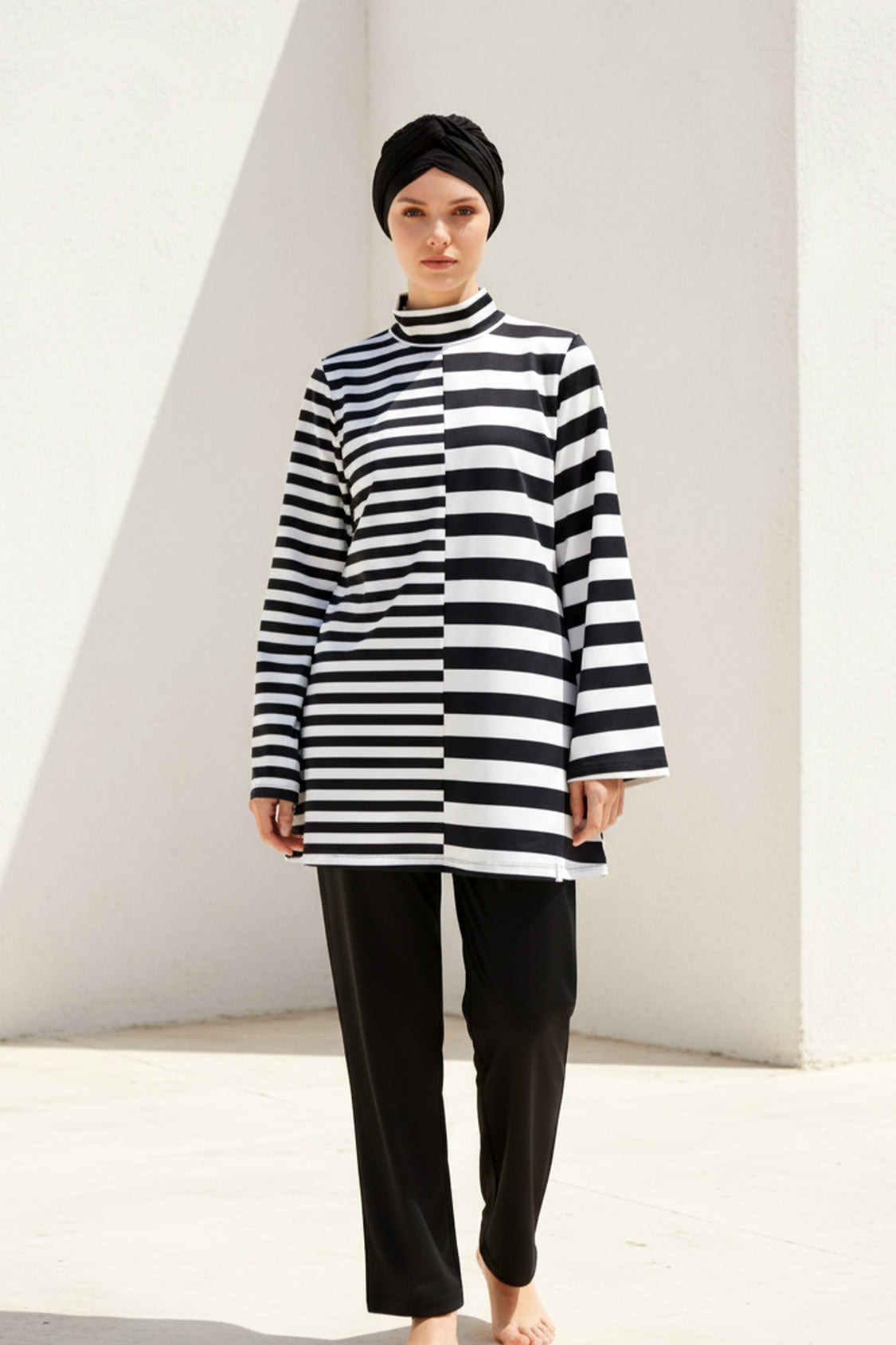 Fully Covered Black and White Striped Lycra Burkini Modest Swimwear Set – 4 Piece Model 1951