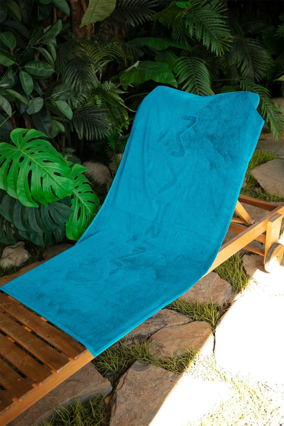 Turquoise Beach Towel PH23-13307
