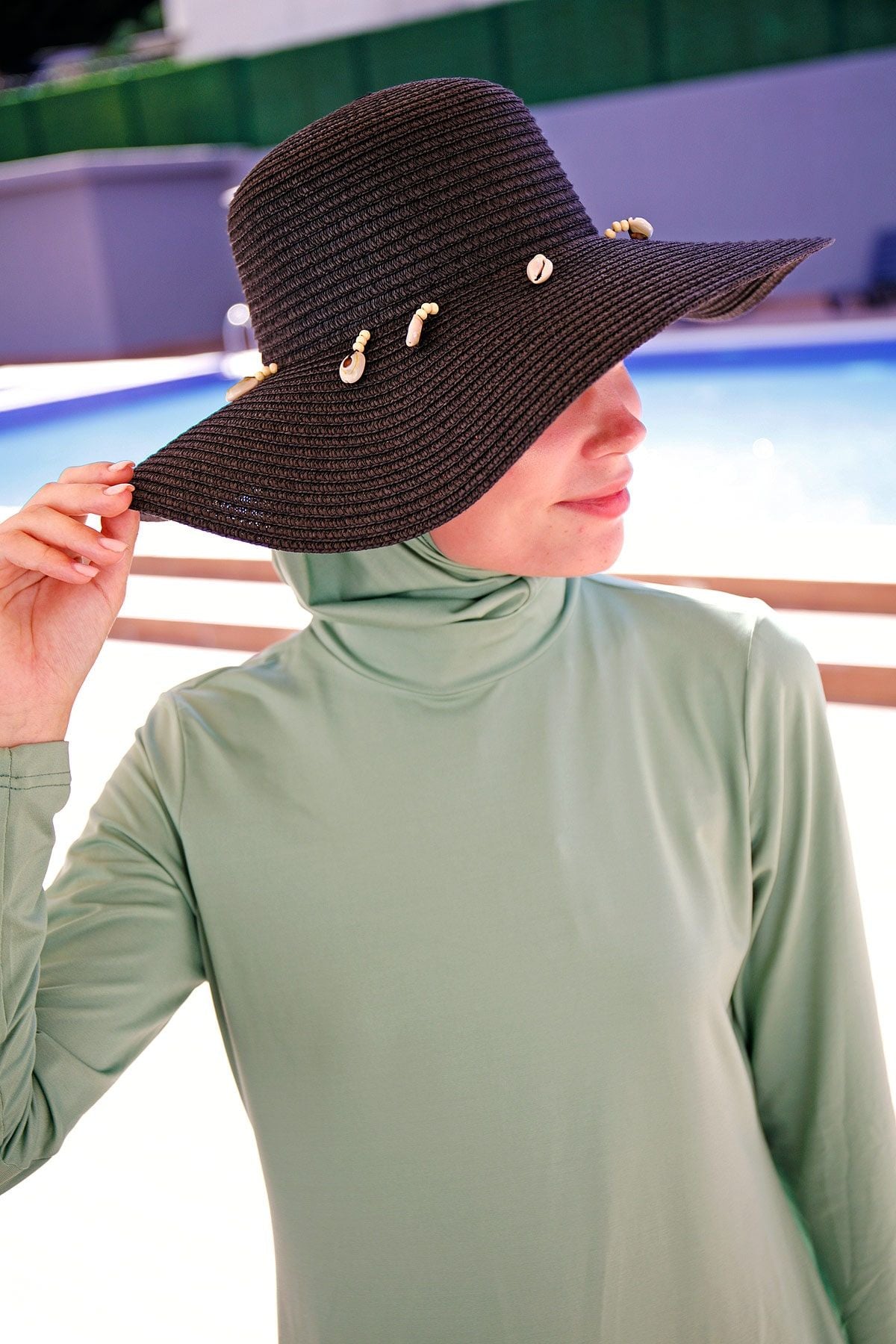 دنيز كابوغو سياه جينيش هاسير سابكا 142321 صورة ثانوية