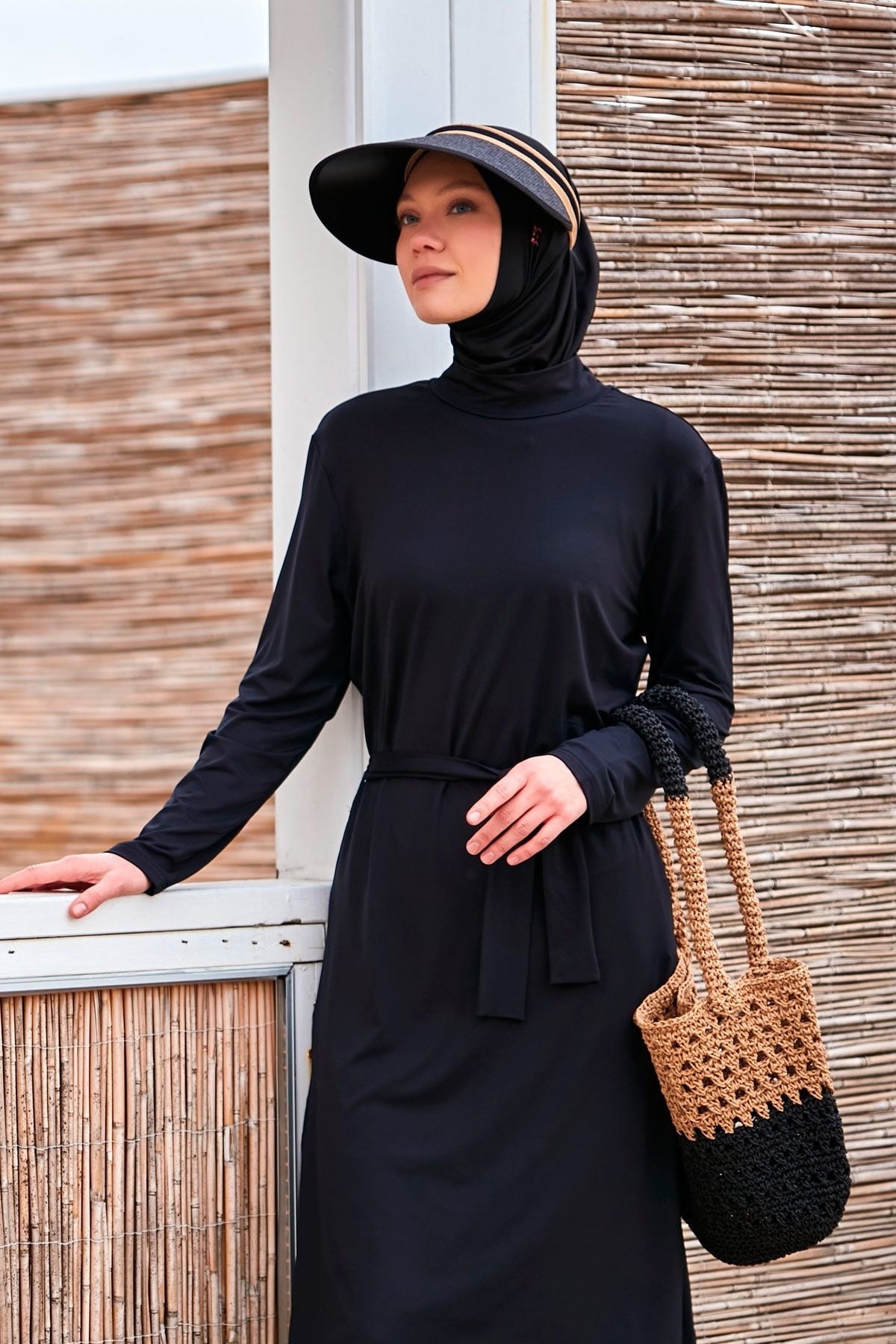 El Örgüsü Siyah Bej Hasır Çanta C2422