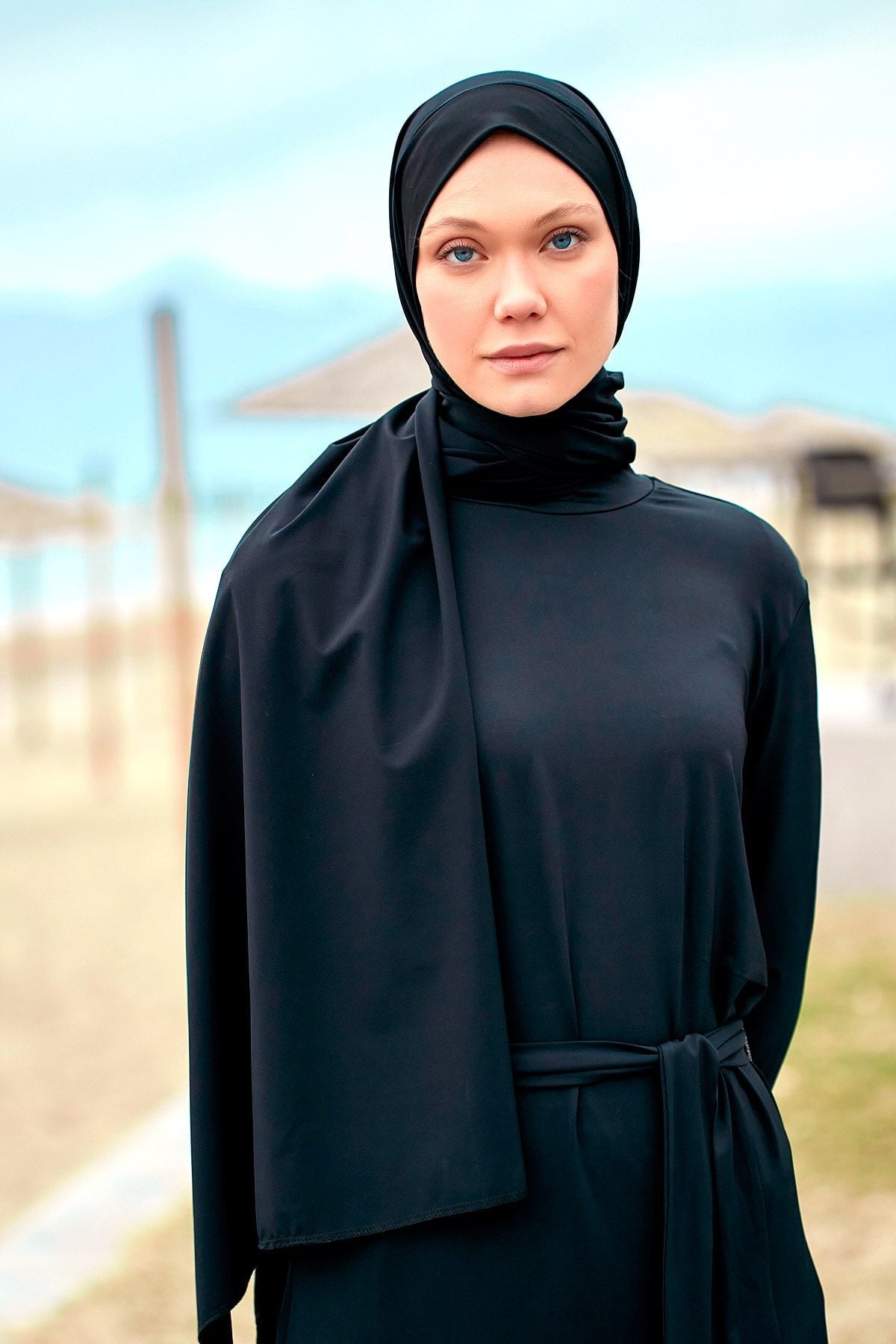 Black Woven Practical Shawl Cap B2403 Main image