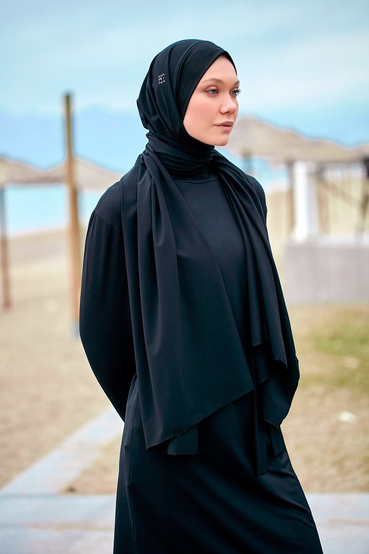 Black Woven Practical Shawl Cap B2403