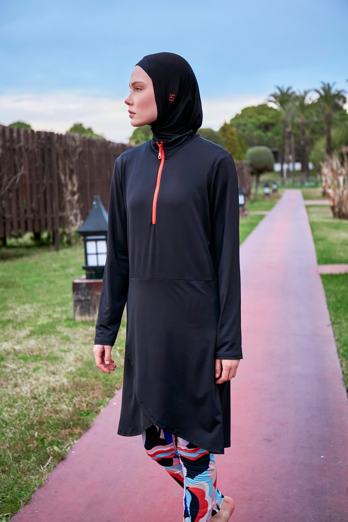 Asymmetric Patterned Black Full-Coverage Modest Swimwear Burkini - M2464