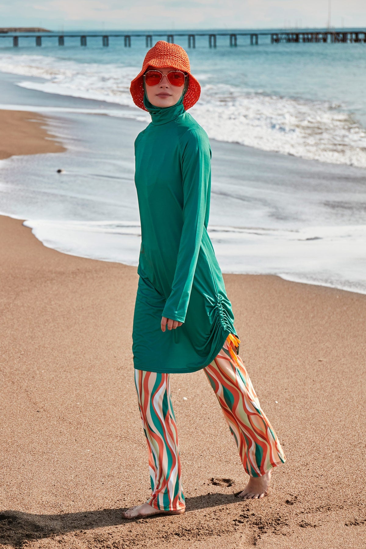 ملابس سباحة محتشمة بوركيني من الليكرا باللون الأخضر M2493