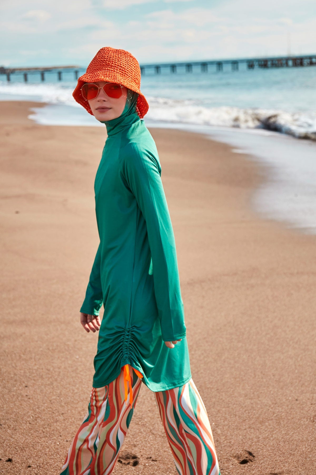 ملابس سباحة محتشمة بوركيني من الليكرا باللون الأخضر M2493