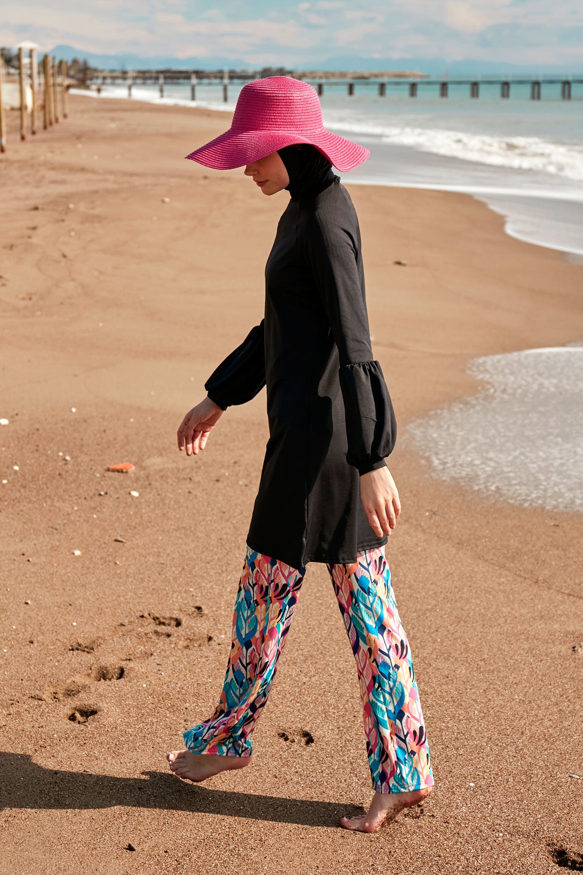Patterned Black Full-Coverage Modest Swimwear Burkini - M2491