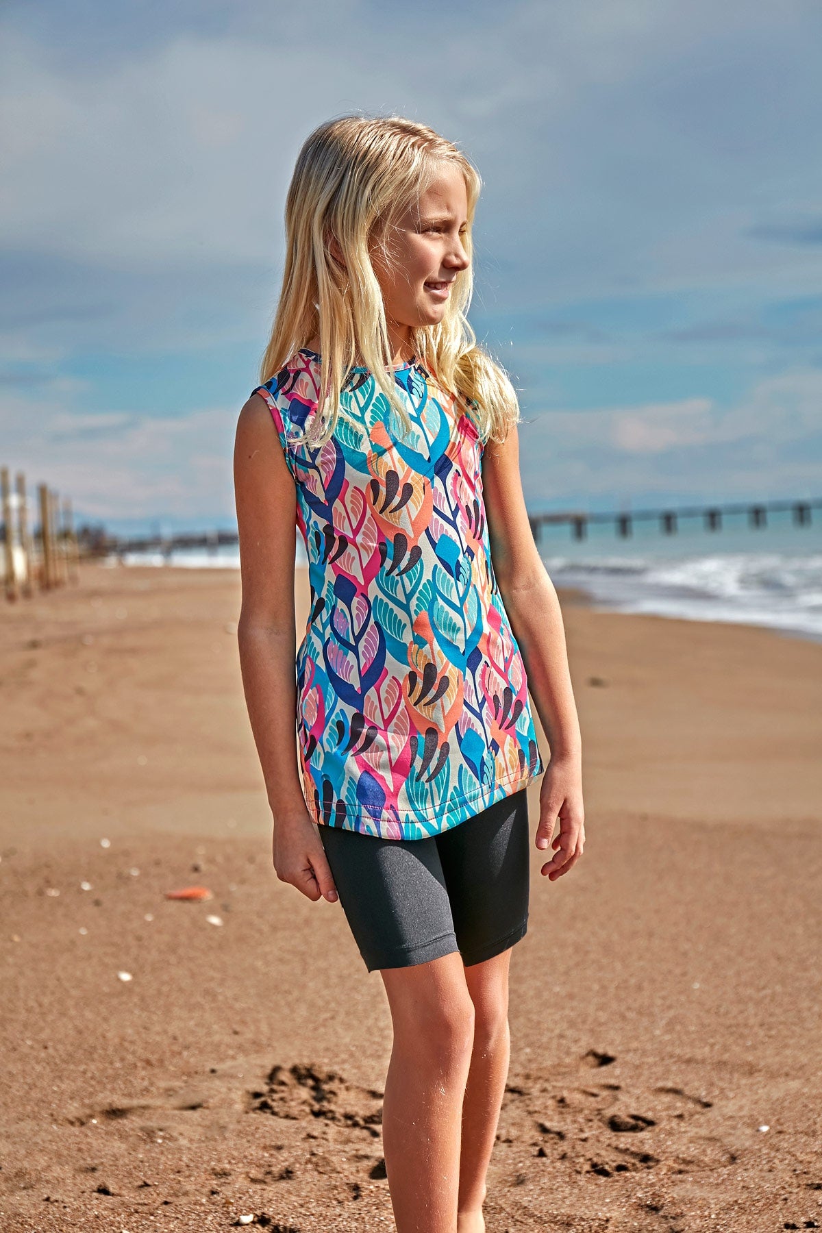 ملابس سباحة محتشمة للبنات من مارينا - ألوان زاهية/أزرق داكن - K2404 صورة ثانوية