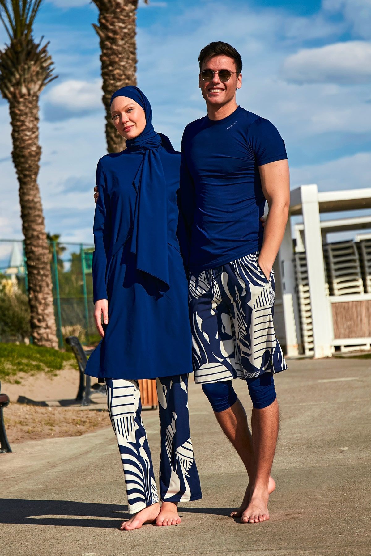 Navy Men's Shorts S2404