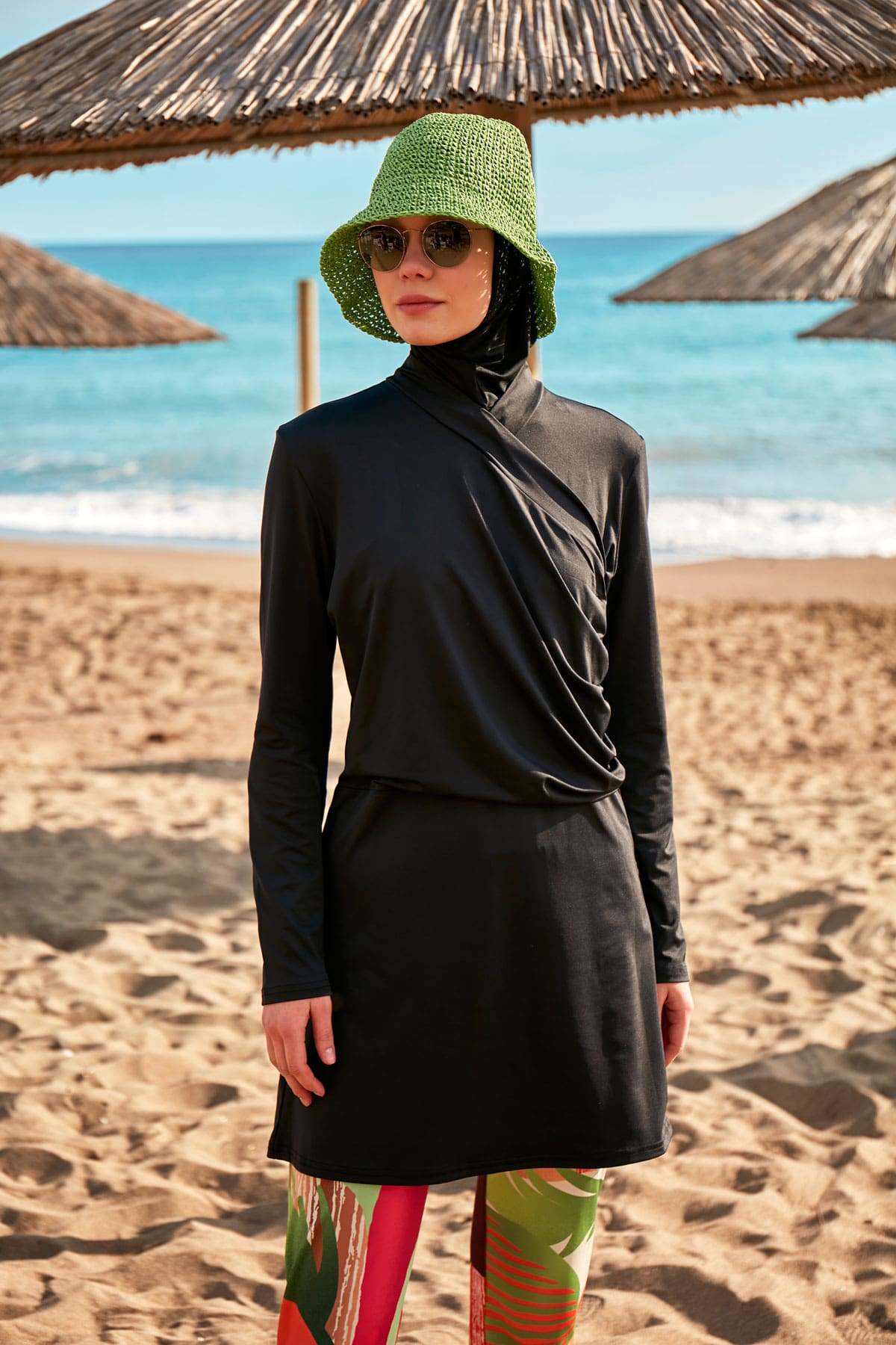 Patterned Black Full-Coverage Modest Swimwear Burkini - M2471