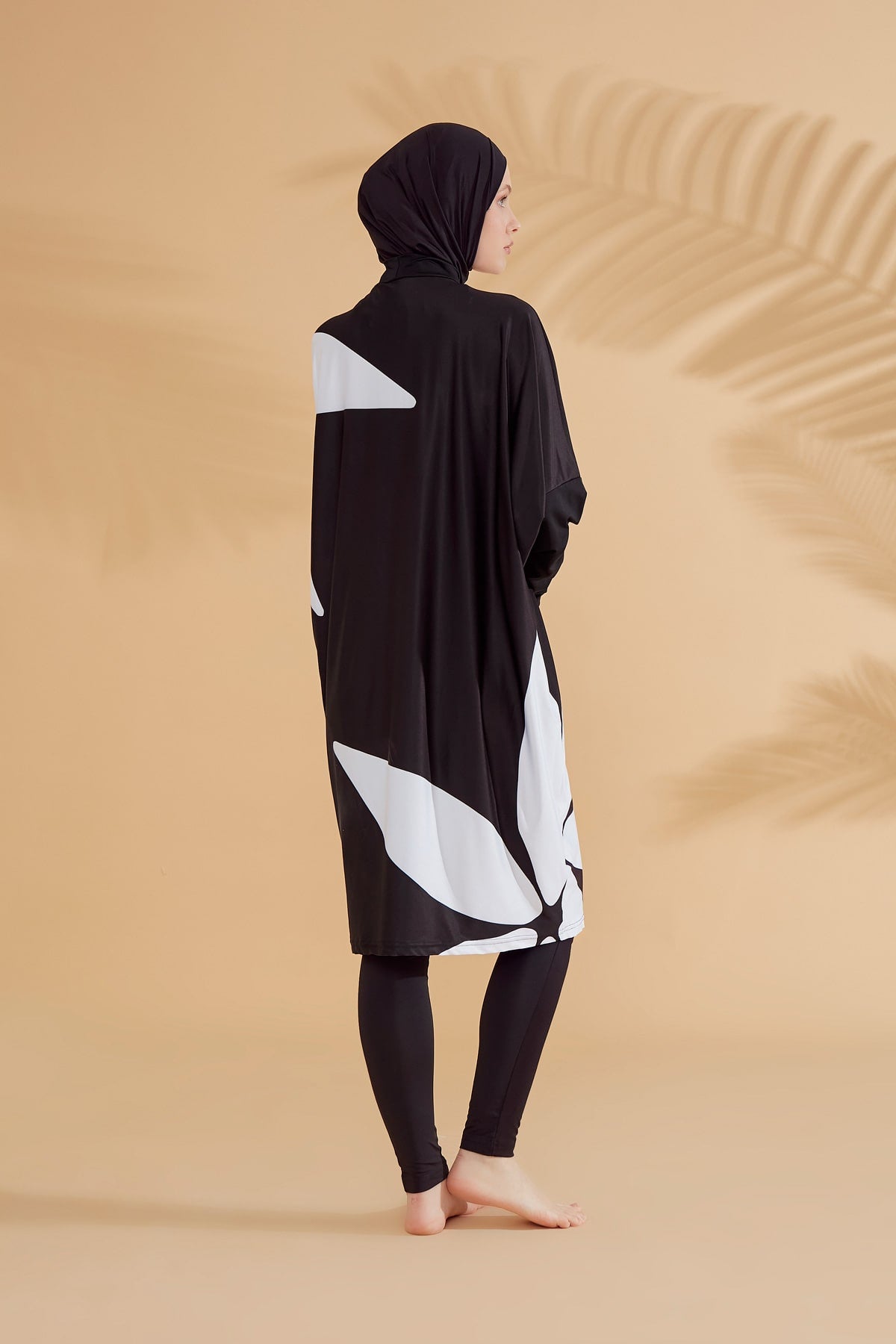 Black and White Full-Coverage Modest Swimwear Burkini - M2309
