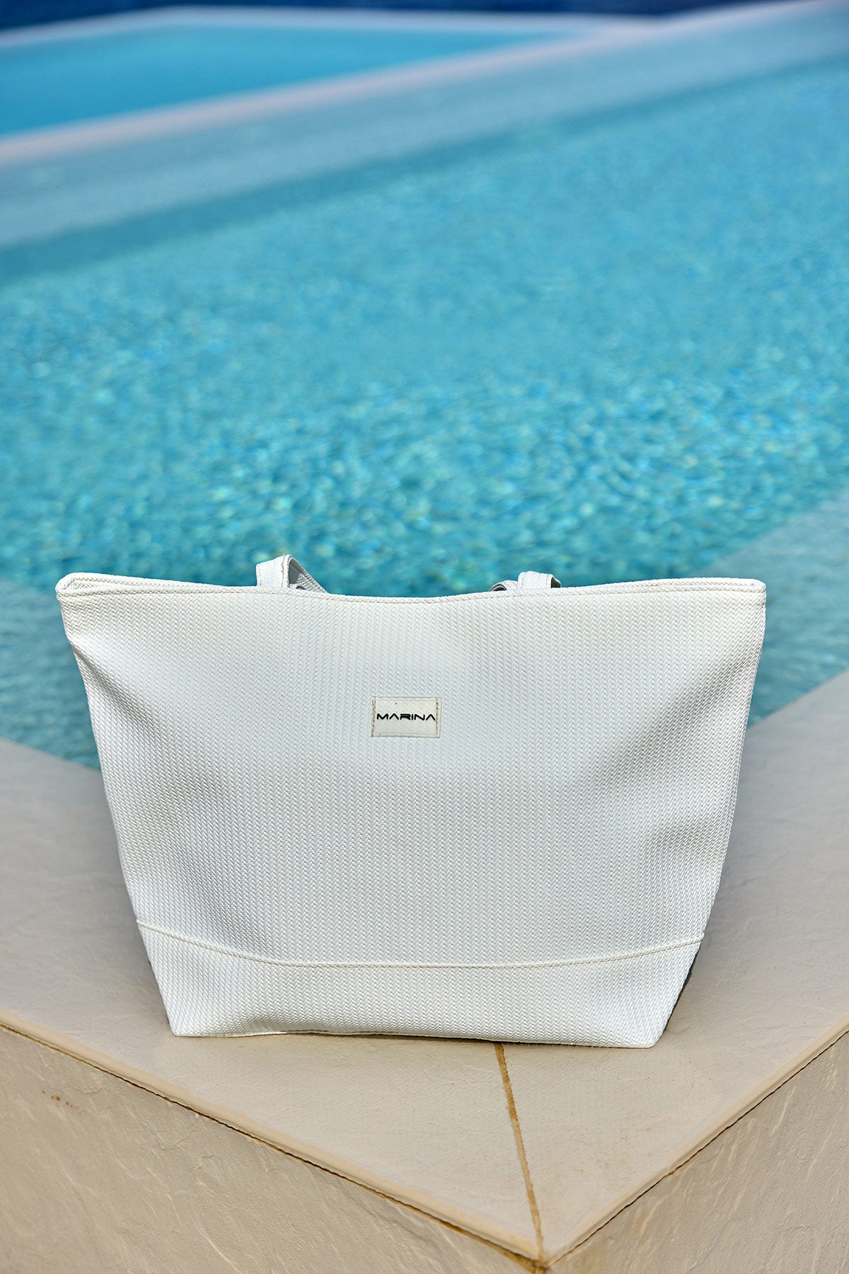 White Faux Leather Beach Bag with Zipper CA2502-2