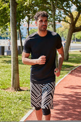 قميص سباحة رجالي من الليكرا باللون الأسود T2342