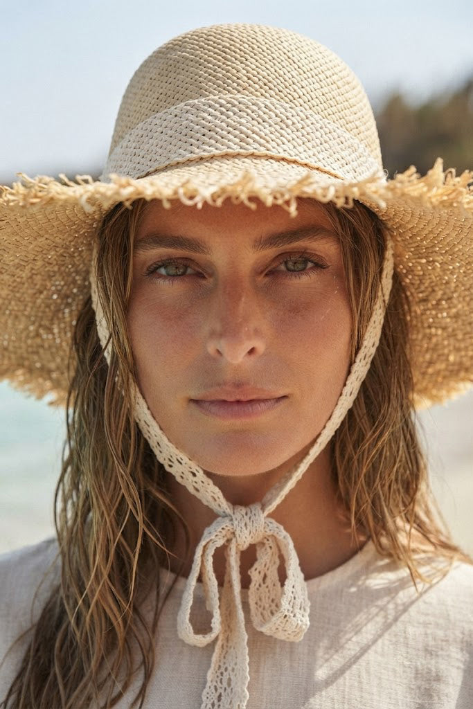 Beige Straw Hat with Frayed Edge HSR2612 صورة ثانوية