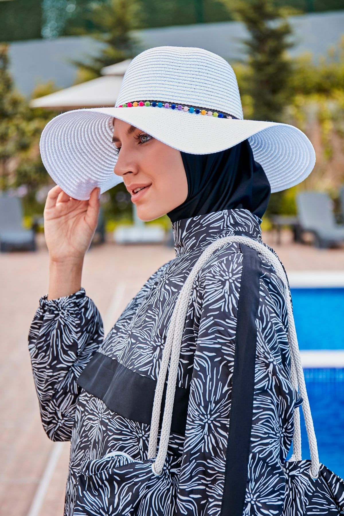 Ponpon Şeritli Geniş Hasır Beyaz Şapka 1423216 Secondary image