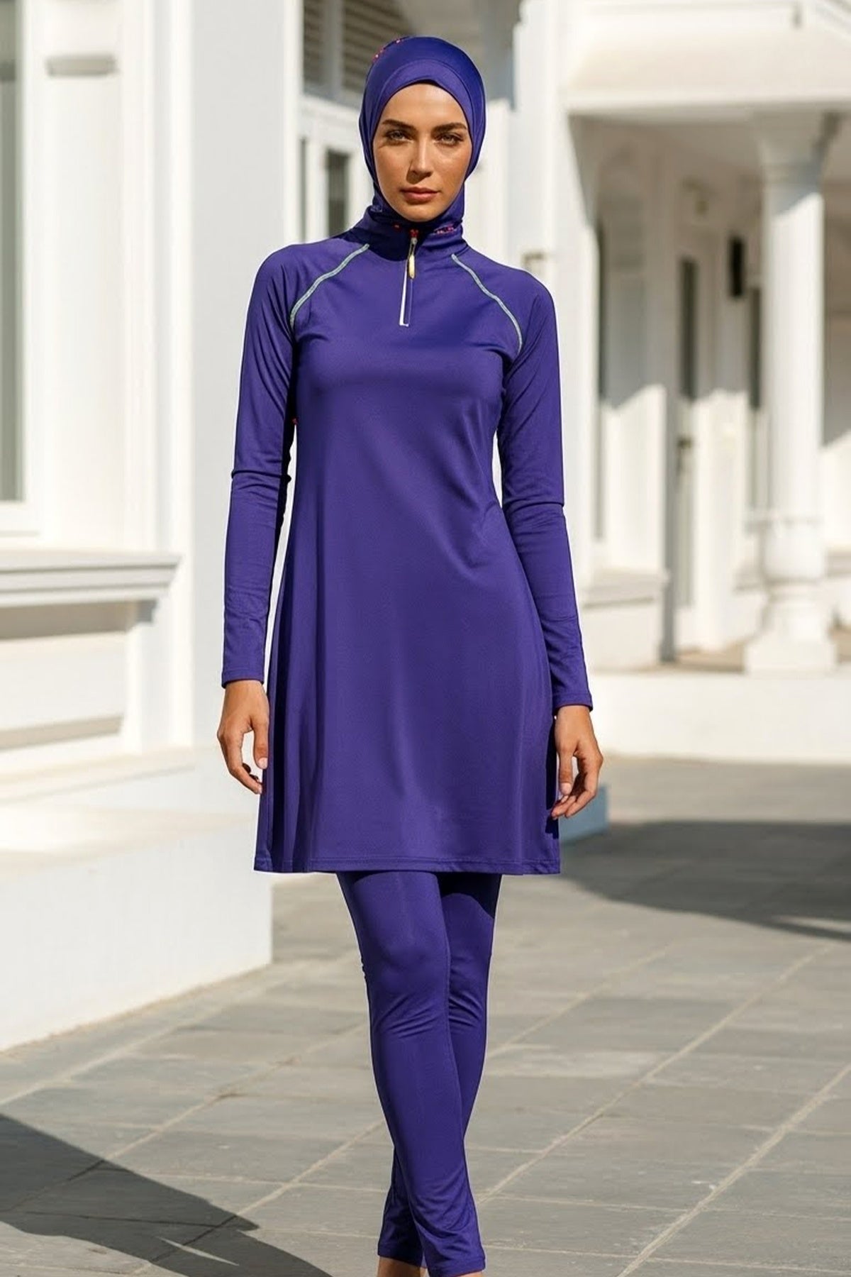 طقم ملابس سباحة محتشمة من الليكرا باللون الأزرق الملكي، يغطي الجسم بالكامل - 3 قطع، موديل M2233 الصورة الرئيسية