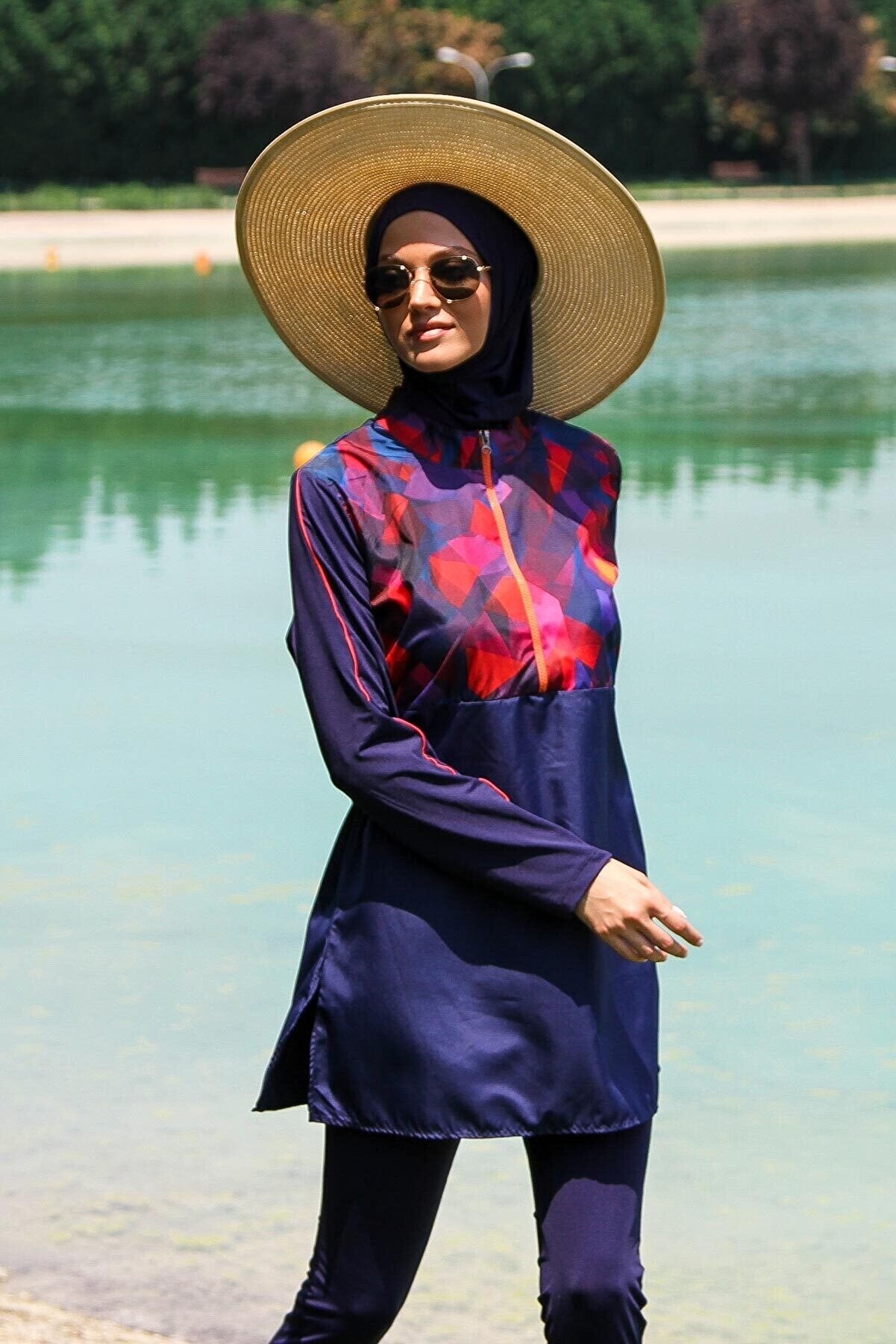 طقم بوركيني من ثلاث قطع مطبوع باللون الكحلي - ملابس سباحة محتشمة بتغطية كاملة M2269 صورة ثانوية