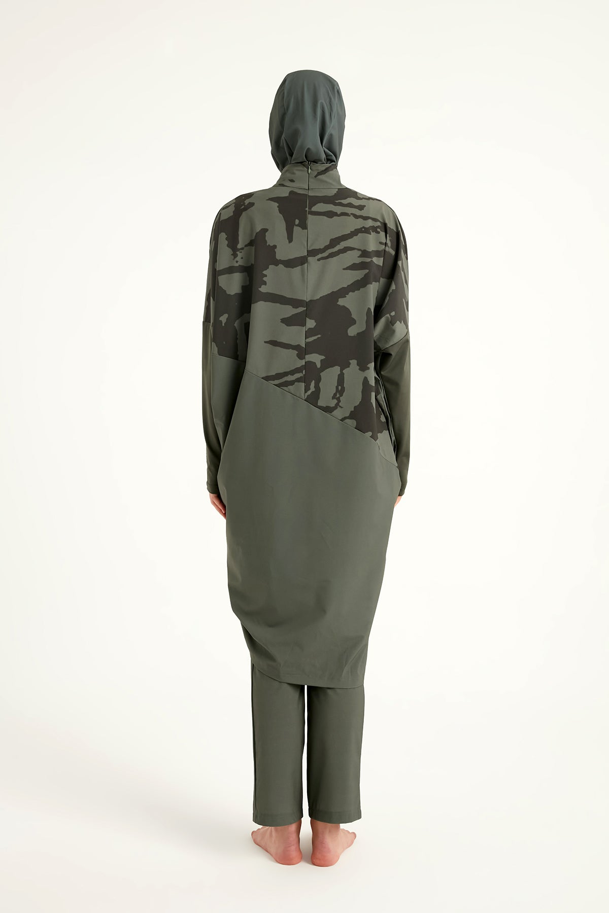 طقم بوركيني سباحة محتشم بتغطية كاملة باللون الكاكي M2516 