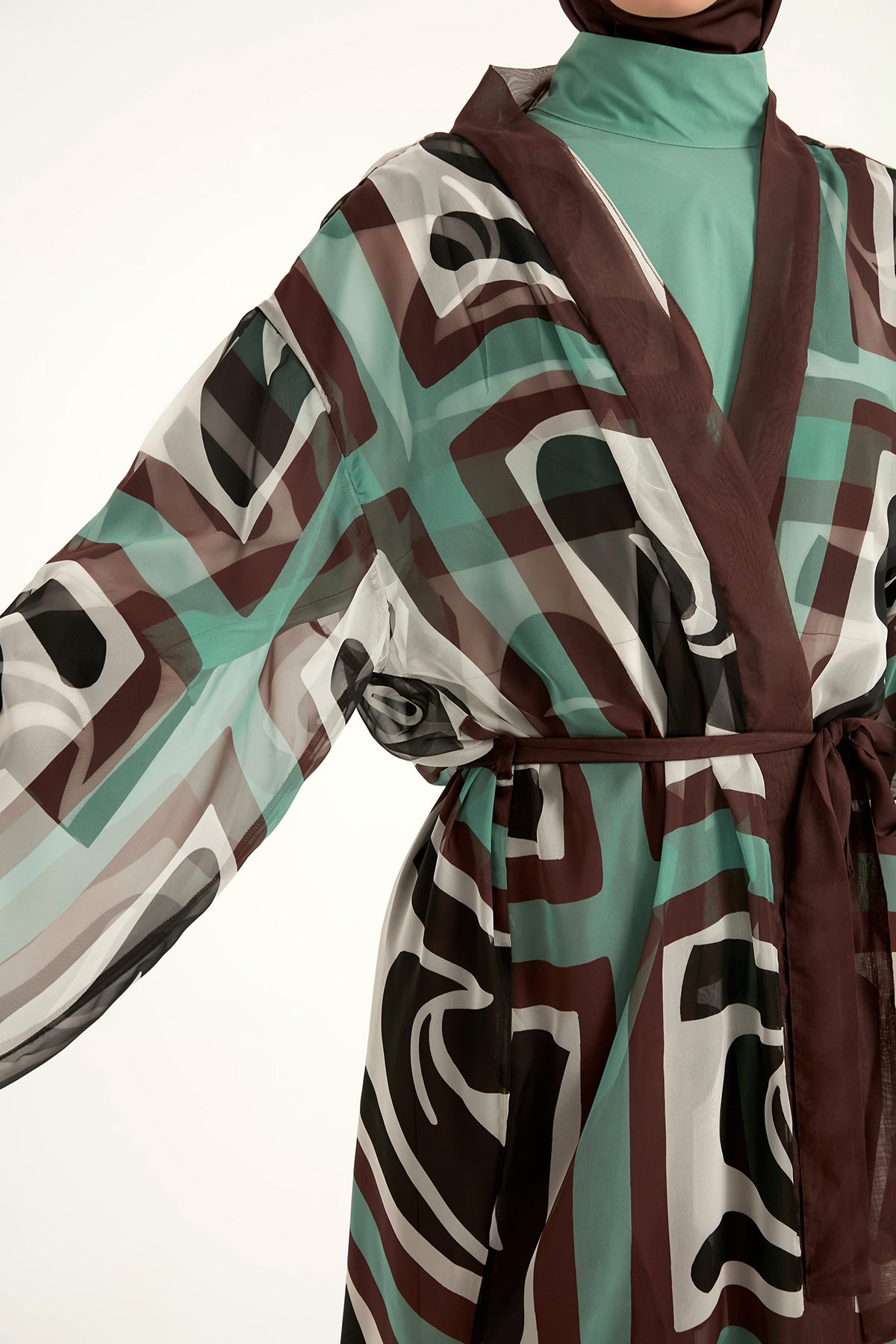 كيمونو حريري بتغطية كاملة ومحتشم – مارينا P2510 بني 