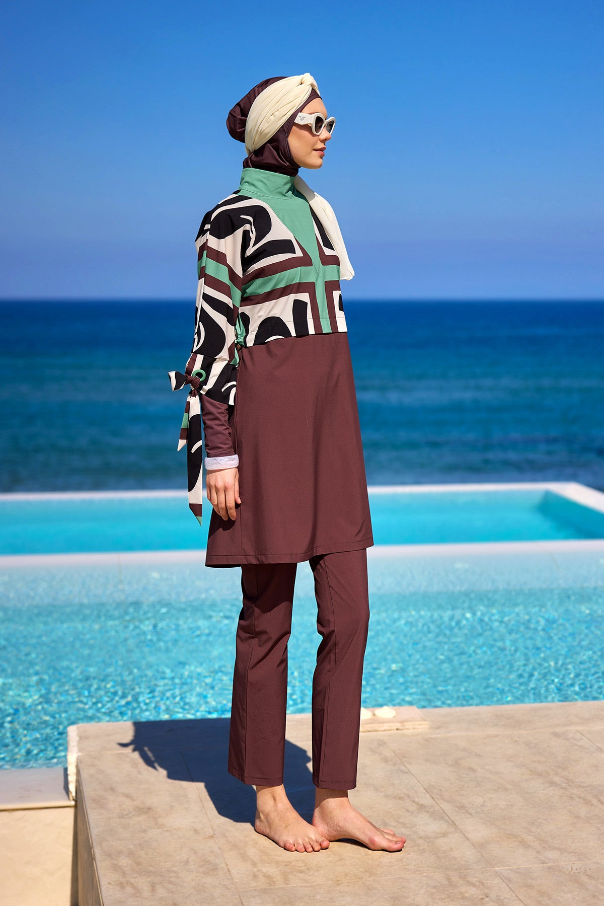 بوركيني أسود أنيق - طقم ملابس سباحة إسلامية تغطي الجسم بالكامل M2519  صورة ثانوية