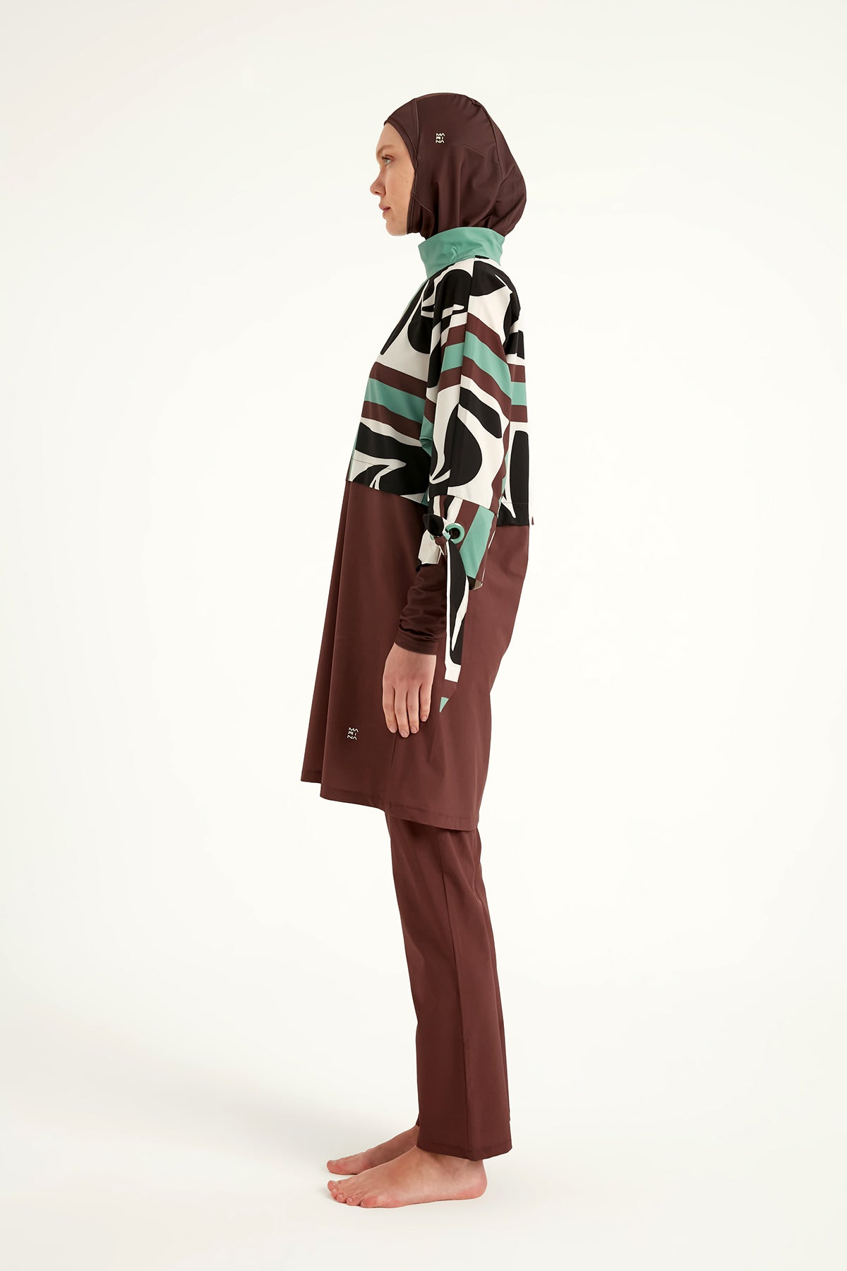 بوركيني أسود أنيق - طقم ملابس سباحة إسلامية تغطي الجسم بالكامل M2519 