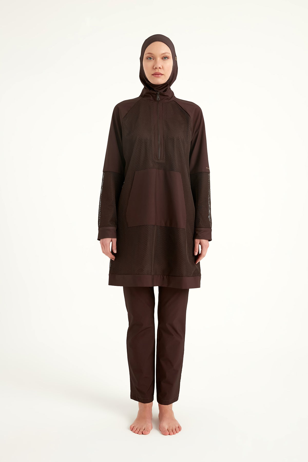 طقم بوركيني بني اللون، بتغطية كاملة وتفاصيل من التول، بتصميم محتشم، موديل M2534-4 