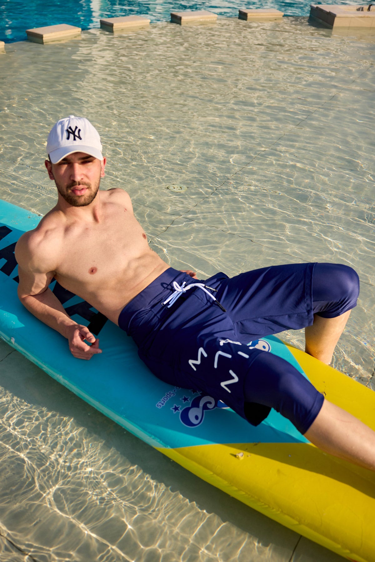 شورت سباحة رجالي محتشم من مارينا، لون أزرق كحلي - S2503-2  صورة ثانوية