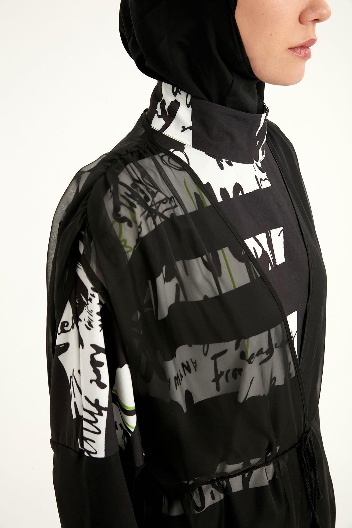 Marina Black Sleeveless Silky Kimono - P2502