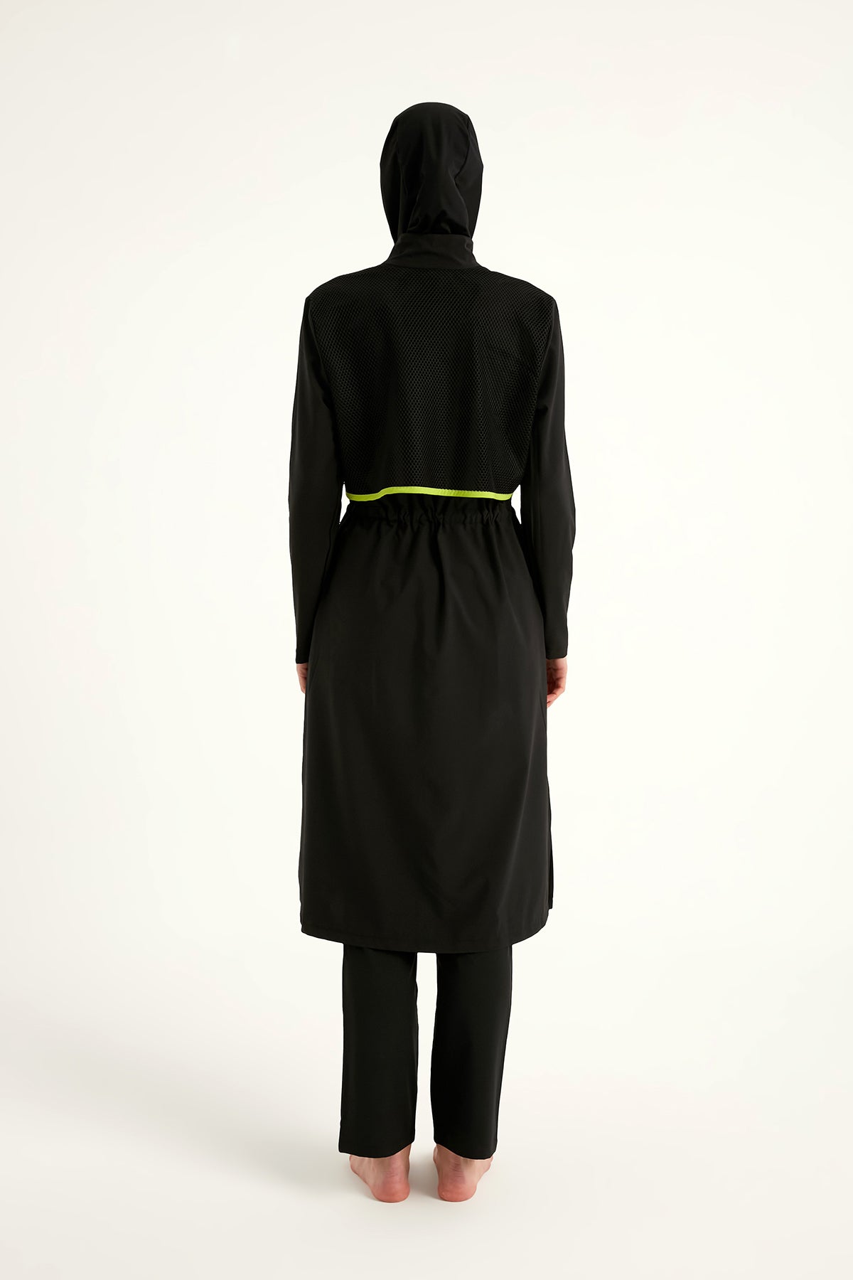 طقم بوركيني سباحة محتشم بتغطية كاملة باللون الأسود M2506-1 