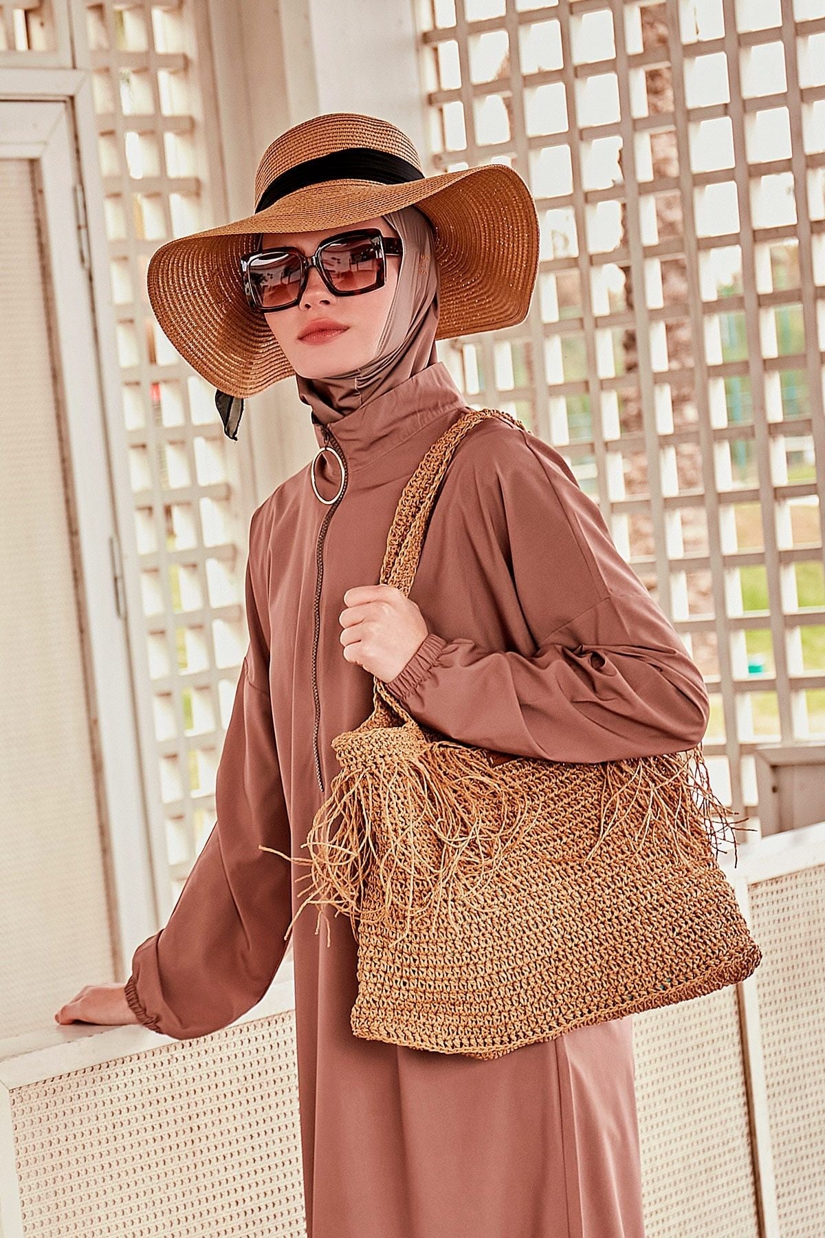 El Örgusü Bej Hasır şanta C2419 الصورة الرئيسية