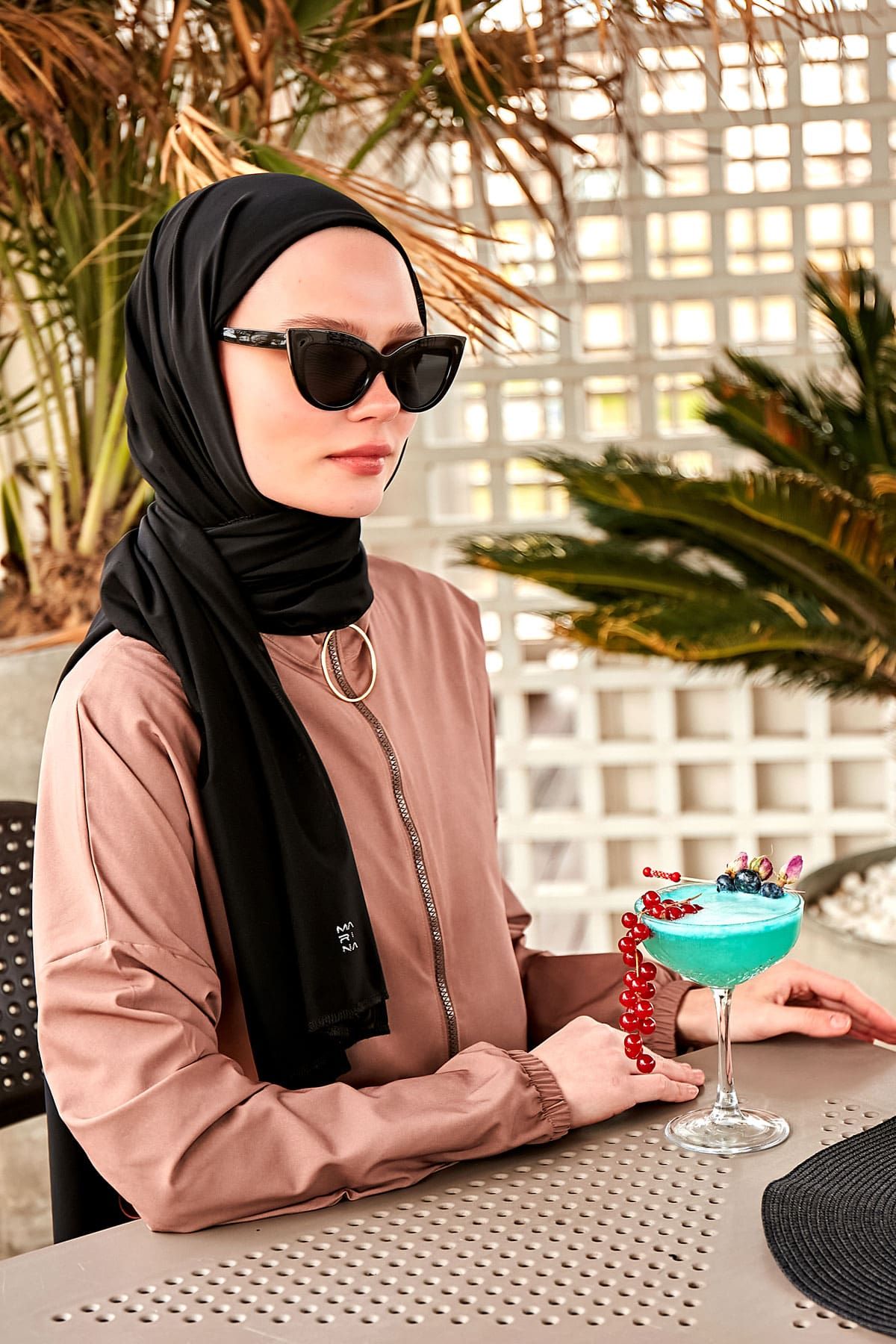 Black Blue Mesh Practical Shawl Cap B2401