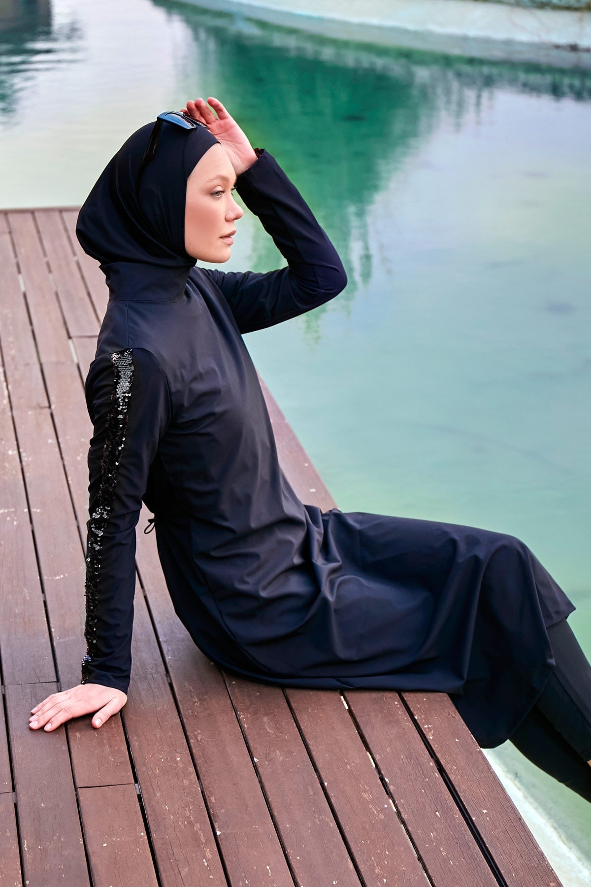 Parachute Fabric Black Full-Coverage Modest Swimwear Burkini - M2417