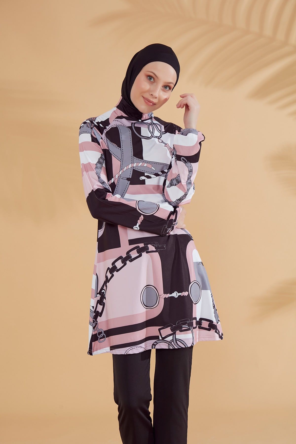 ملابس سباحة محتشمة بوركيني من الليكرا باللون الأسود M2315-1